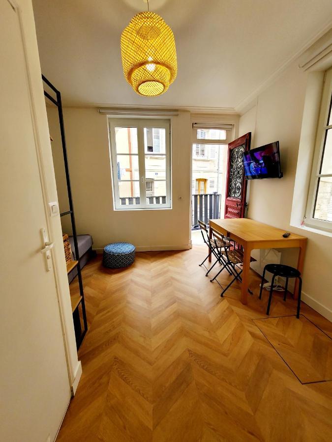 Studio Jeannette Avec Balcon Et Juste A 130 Metres Plage ! Plein Centre ! Wifi - Draps Serviettes Inclus ! تروفيي سور مير المظهر الخارجي الصورة