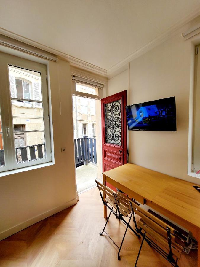Studio Jeannette Avec Balcon Et Juste A 130 Metres Plage ! Plein Centre ! Wifi - Draps Serviettes Inclus ! تروفيي سور مير المظهر الخارجي الصورة